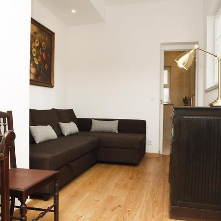 Cushy Apartment With Garden In Εστορίλ Εξωτερικό φωτογραφία