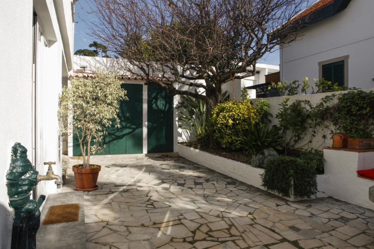 Cushy Apartment With Garden In Εστορίλ Εξωτερικό φωτογραφία