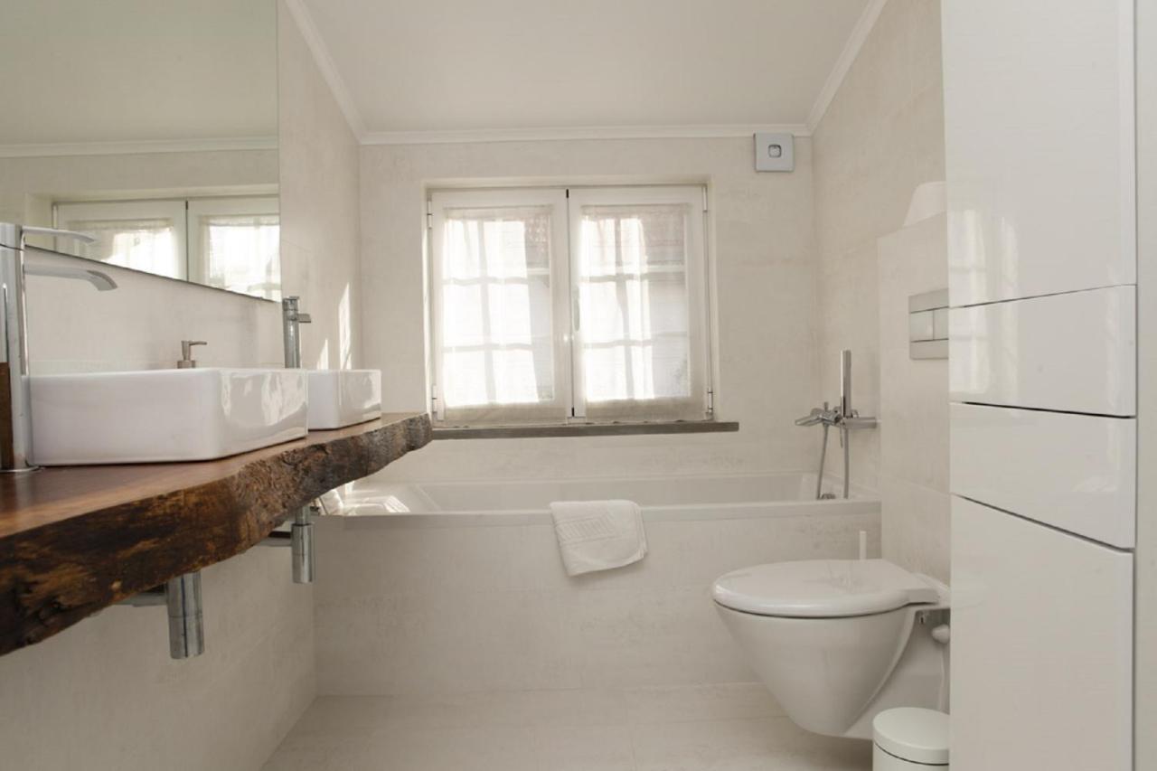 Cushy Apartment With Garden In Εστορίλ Εξωτερικό φωτογραφία